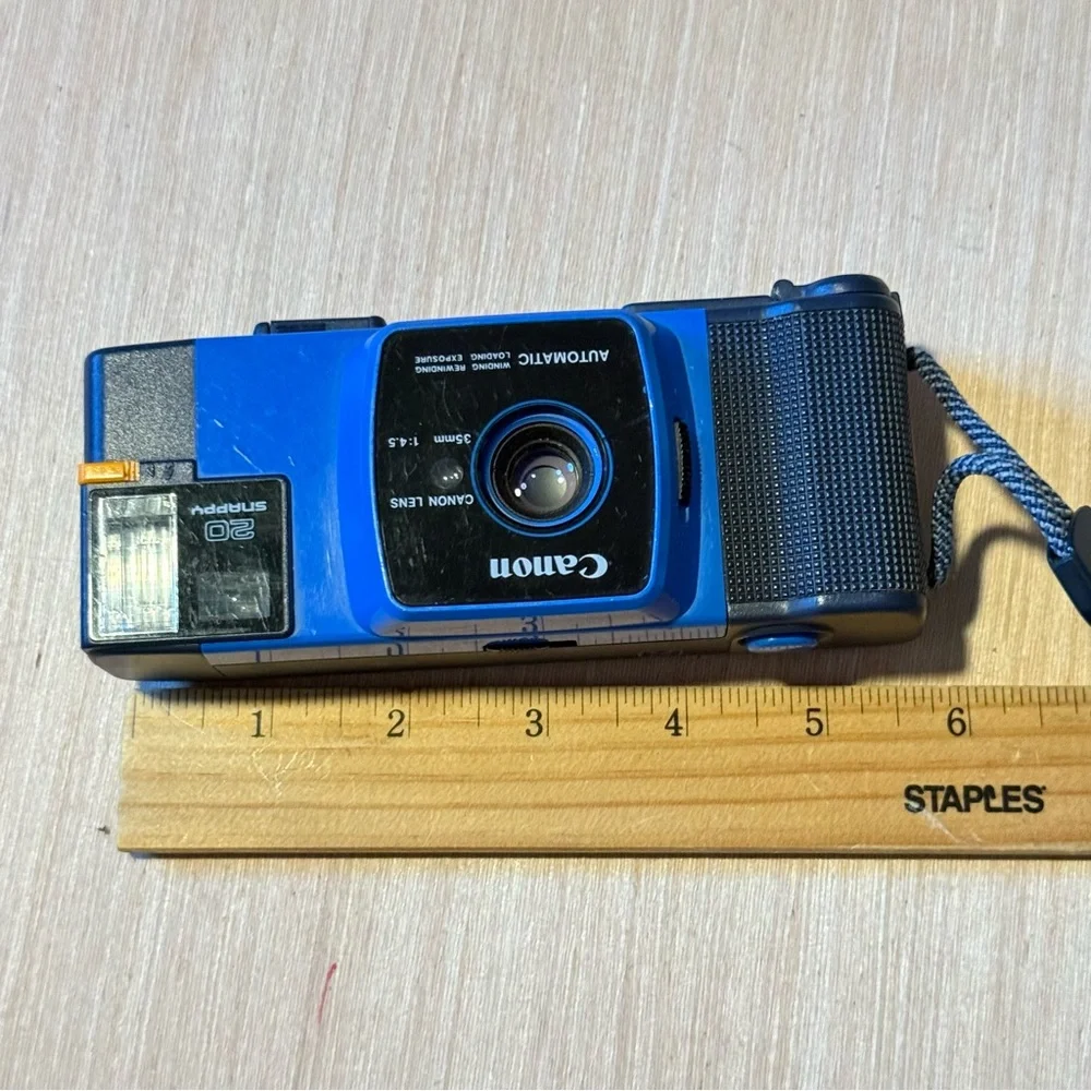 Canon Snappy 20 BLUE 35mm 1:4.5 Point & Shoot Film Camera Broken “Parts/Repair”